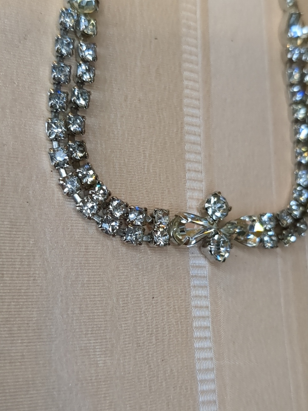 Vintage 60s Rhinestone Necklace Chocker Tennis Style Elegant Formal Wedding - Picture 7 of 10